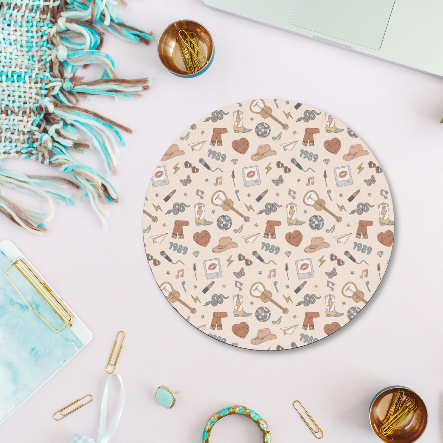 taylor made round mouse pad